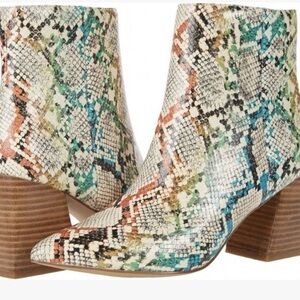 Steve Madden Envied Snake Print Chunky Heel Ankle Boot Cream Red Women's 9